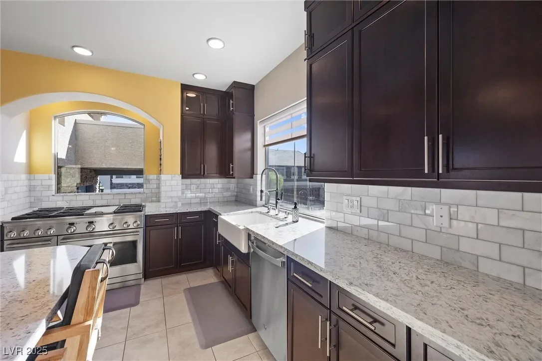 8620 Grove Mill Court, Las Vegas, Nevada, United States. - Photo 18