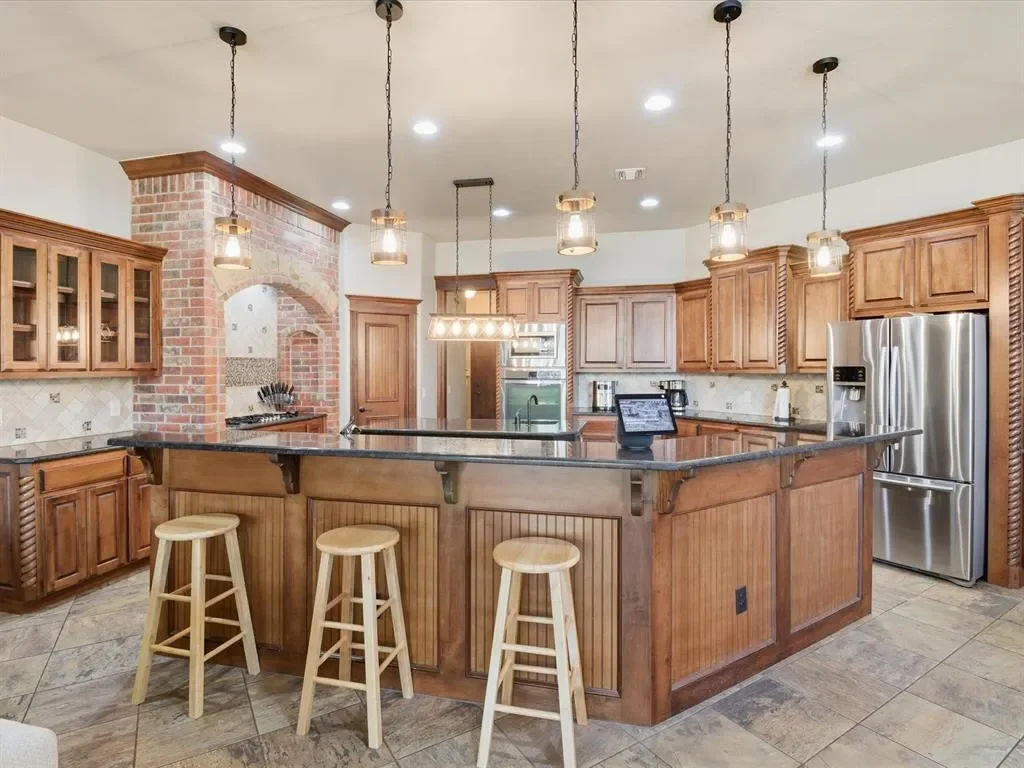 1180 Bailey Circle, Edmond, OK 73025, Edmond, Oklahoma, United States. - Photo 21