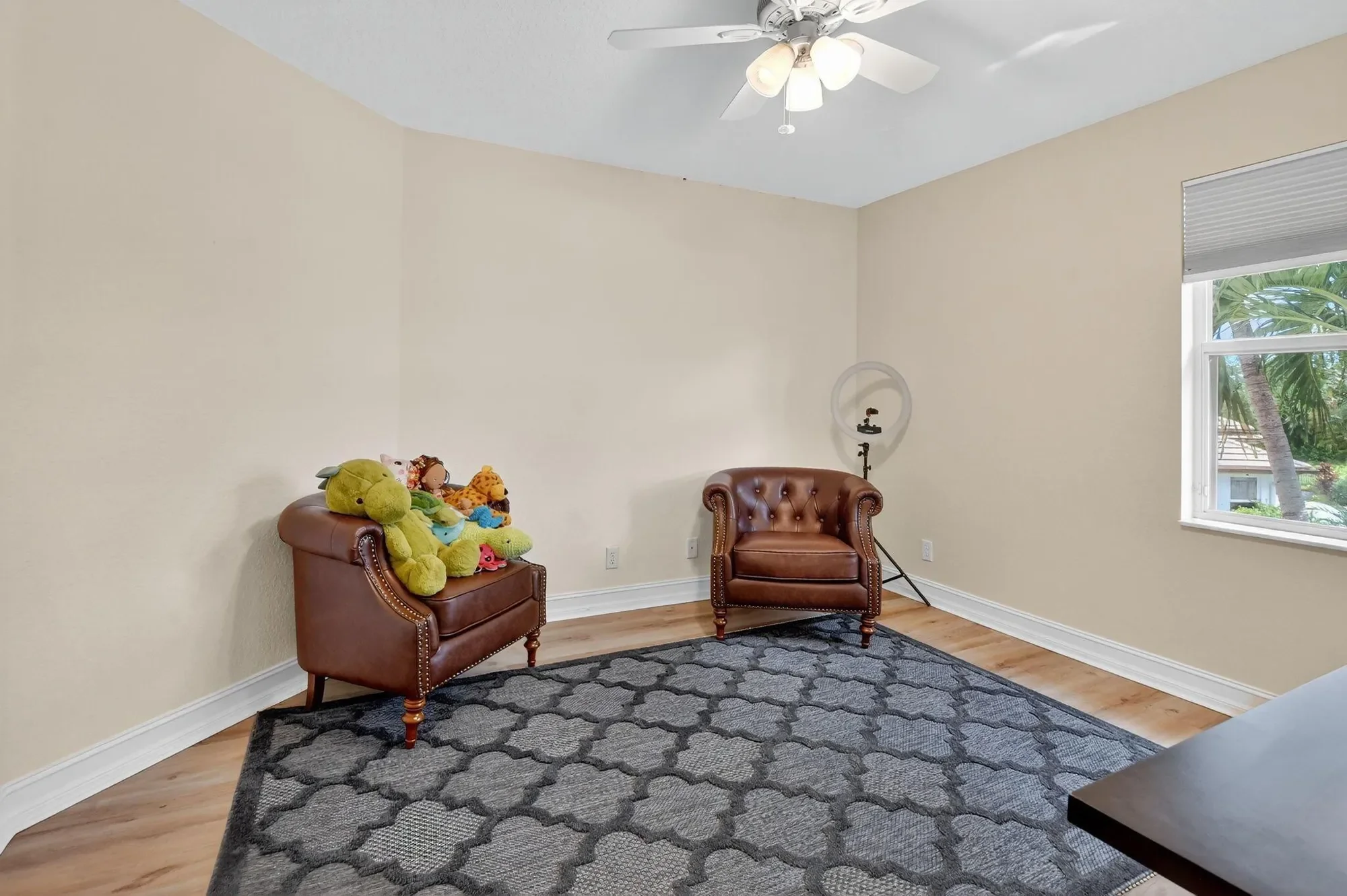 Gallery photo 12