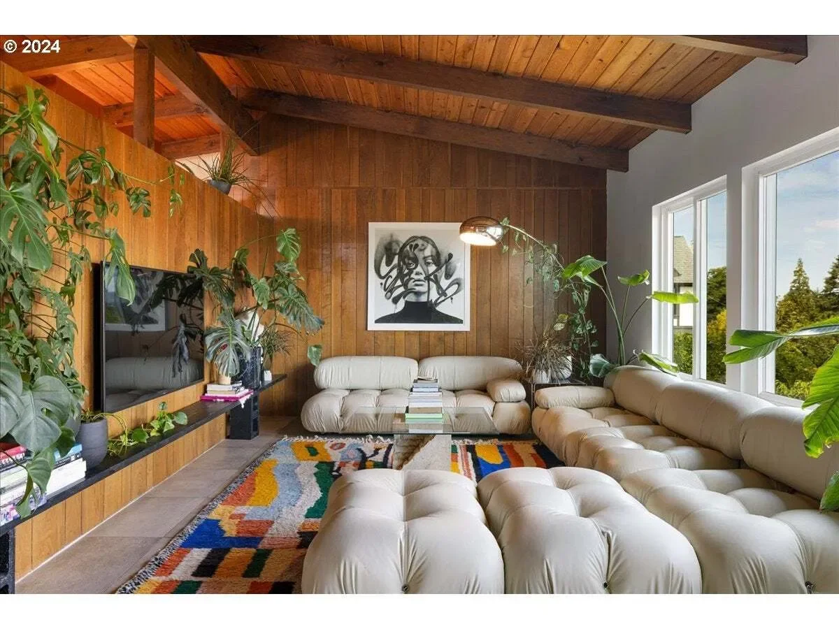 Gallery photo 2