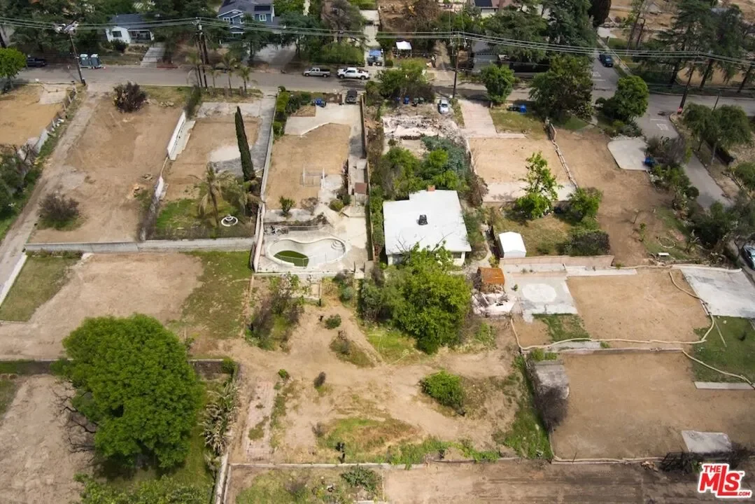 3359 Glenrose Ave, Altadena, California, United States. - Photo 29