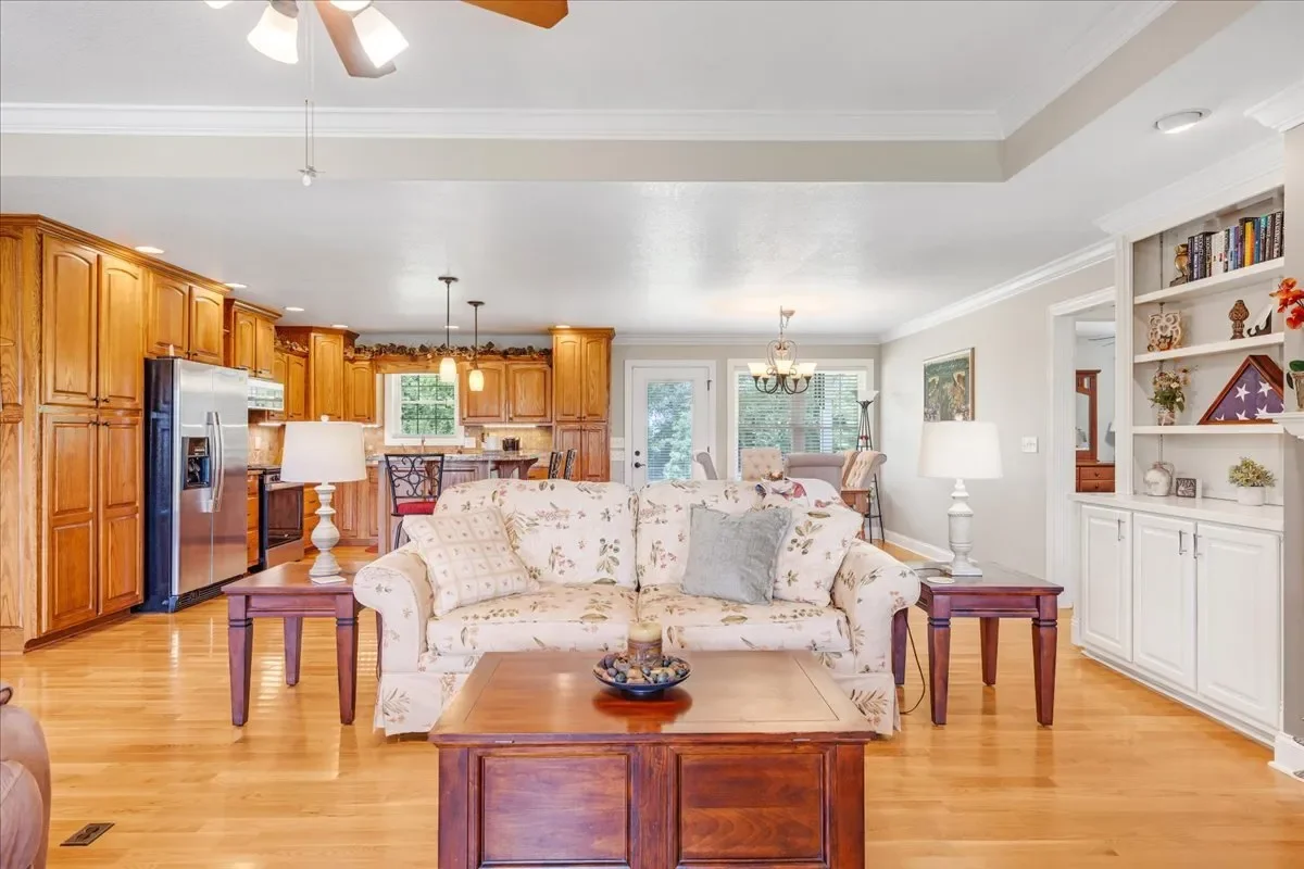 379 Hooper Road, Winchester, TN 37398, Estill Springs, Tennessee, United States. - Photo 5