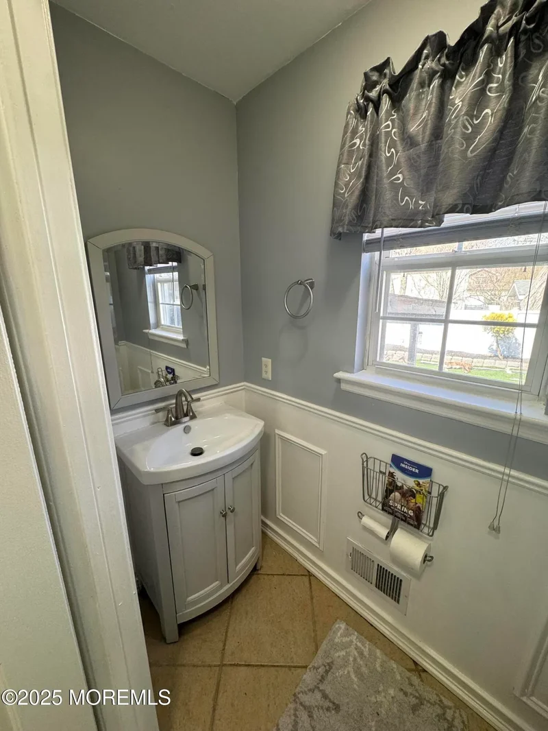 8 Shadow Ridge Court, Howell, NJ 07731, Howell Township, New Jersey, United States. - Photo 25
