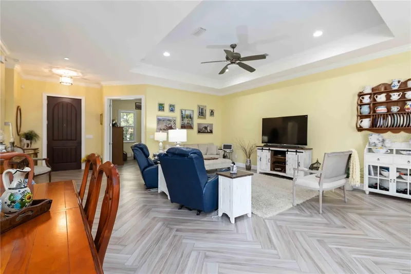 146 E TAMPA AVENUE, VENICE, FL 34285, Venice, Florida, United States. - Photo 15