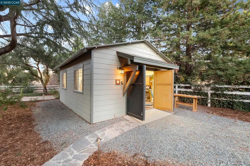 350 Pine Creek Rd, Walnut Creek, California, United States. - Photo 53
