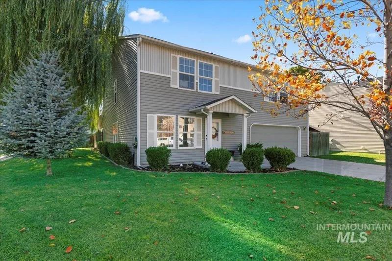 4 Bedrooms Single Family Detached
