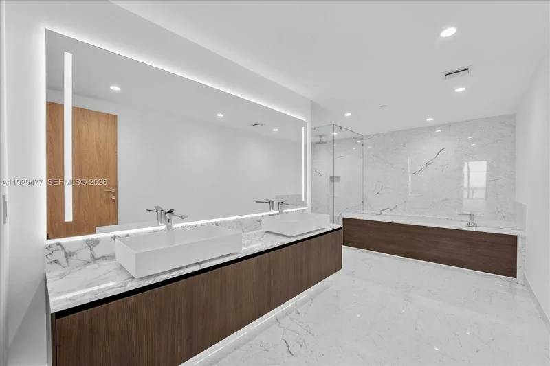 1135 103 St, Bal Harbour, Florida, United States. - Photo 22