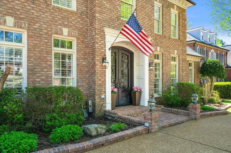3270 KENNEY DR, Germantown, TN 38139, Germantown, Tennessee, United States. - Photo 2