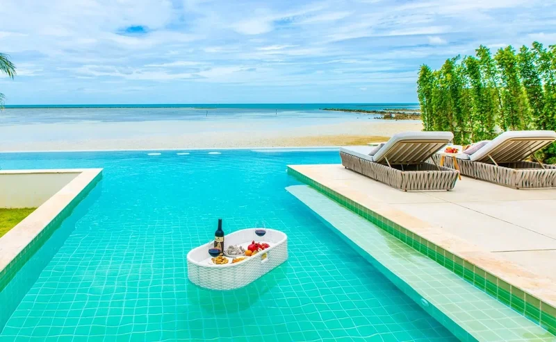 Stylish 5 Bed Luxury Beachfront Villa in Lamai, Koh Samui