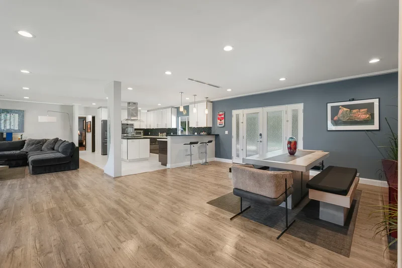 9841 Donna Avenue , Los Angeles, CA 91324, Los Angeles, California, United States. - Photo 39