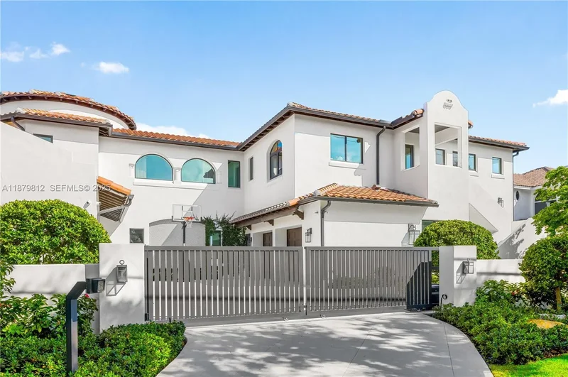2300 NE 34th Ct, Lighthouse Point, Florida, United States. - Photo 79