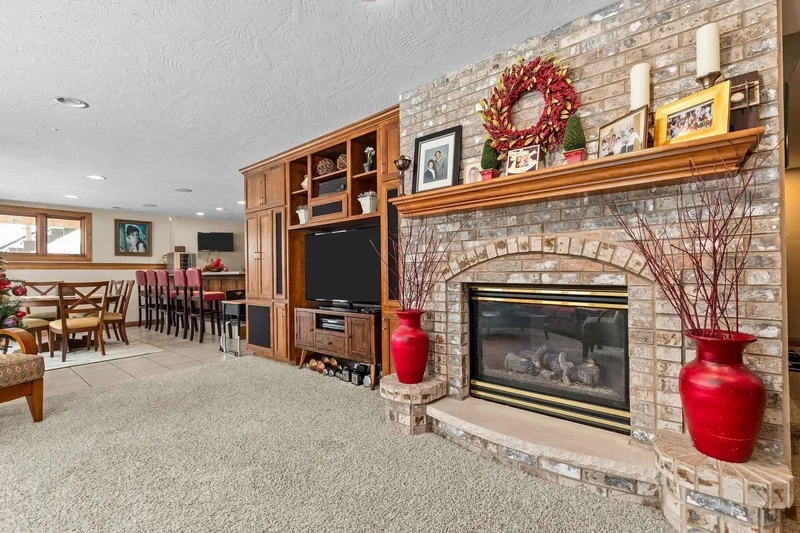 9366 Memory Lane, Neenah, WI 54956, Neenah, Wisconsin, United States. - Photo 75