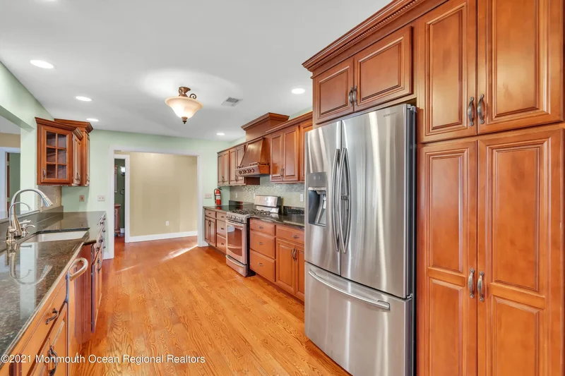 2323 Vermont Avenue, Toms River, New Jersey, United States. - Photo 28