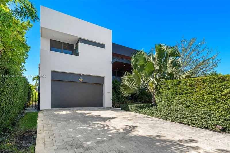 16470 NE 30th Ave, Golden Beach, Florida, United States. - Photo 40