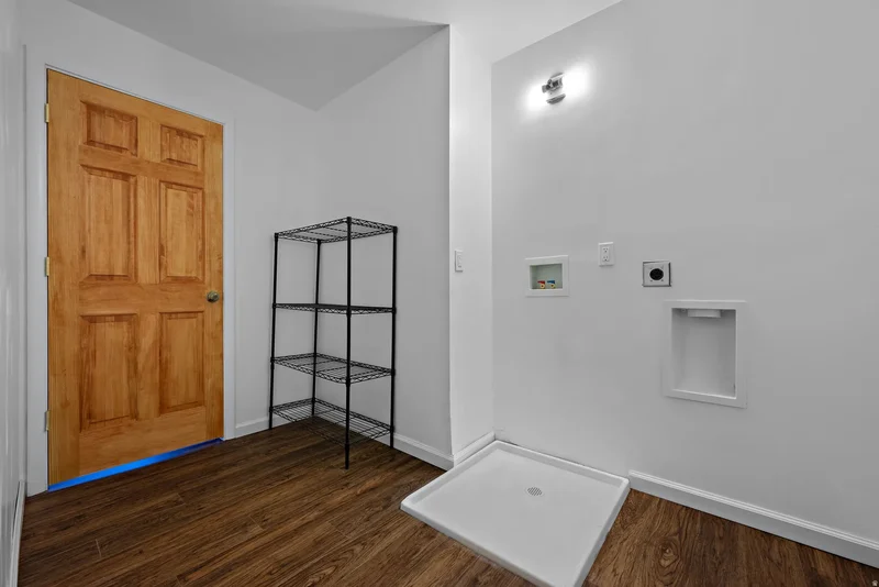 1610 E Moor Dale Ln, Holladay, UT 84117, Holladay, Utah, United States. - Photo 18