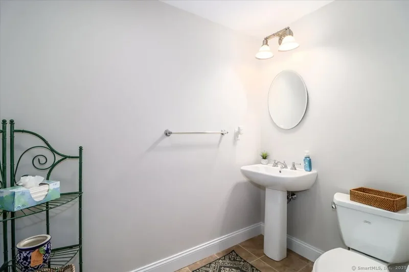 184 Kyles Way, Shelton, Connecticut, United States. - Photo 34