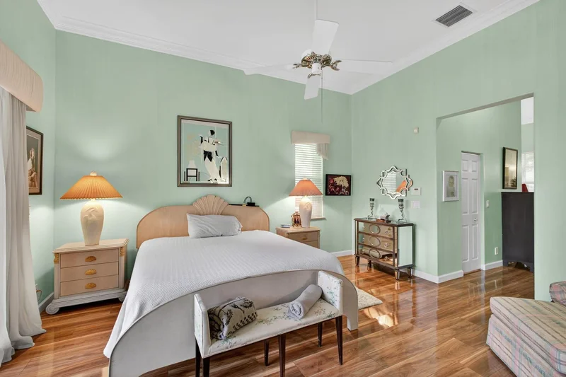 9923 SE Oak Tree Terrace, Tequesta, Florida, United States. - Photo 37