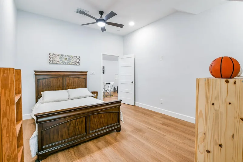 2442 Chimney Rock Road, Houston, Texas, United States. - Photo 46