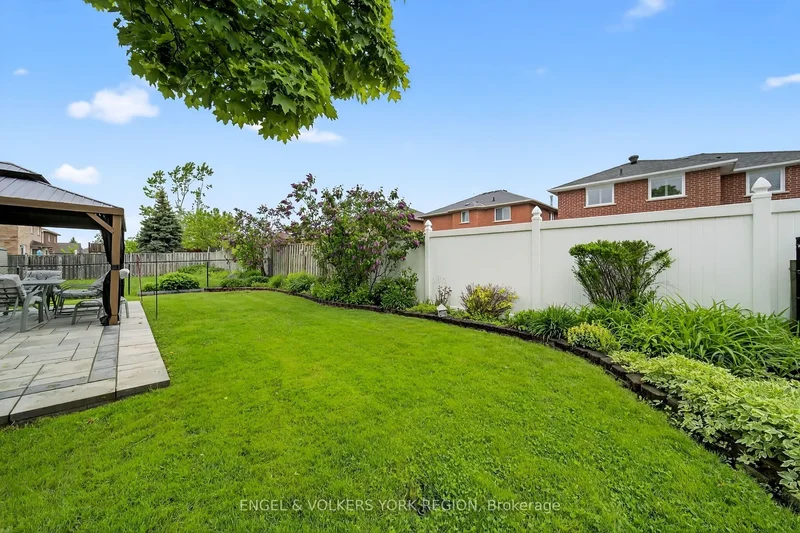 168 Hurst Drive, Barrie, Ontario, Canada. - Photo 11