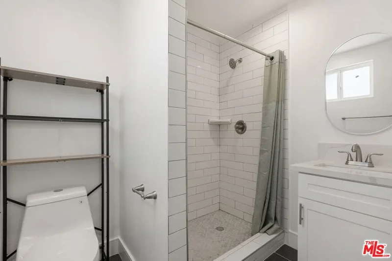 1341 N Mariposa Avenue, Los Angeles, California, United States. - Photo 65