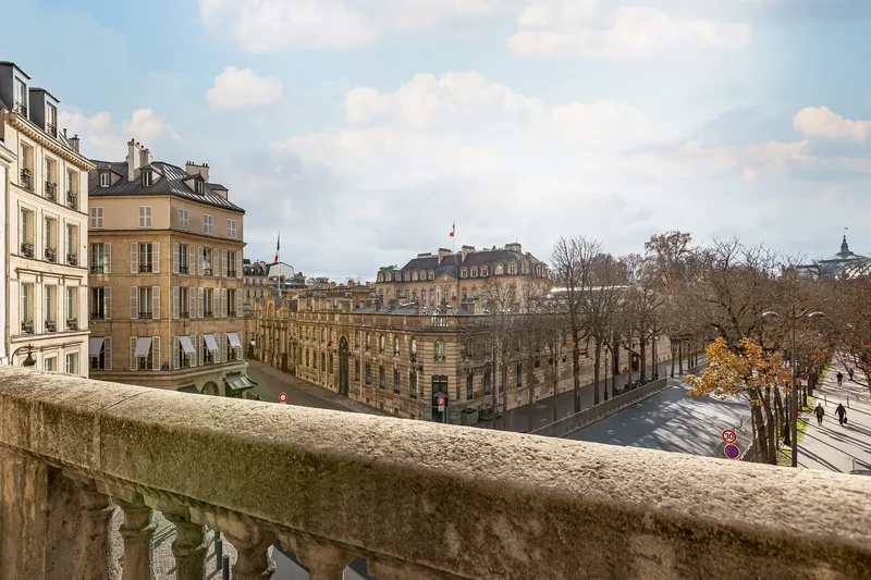 PARIS, J 75008, Paris, Île-de-France, France. - Photo 6