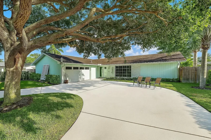 4193 Hyacinth Circle N, Palm Beach Gardens, Florida, United States. - Photo 4