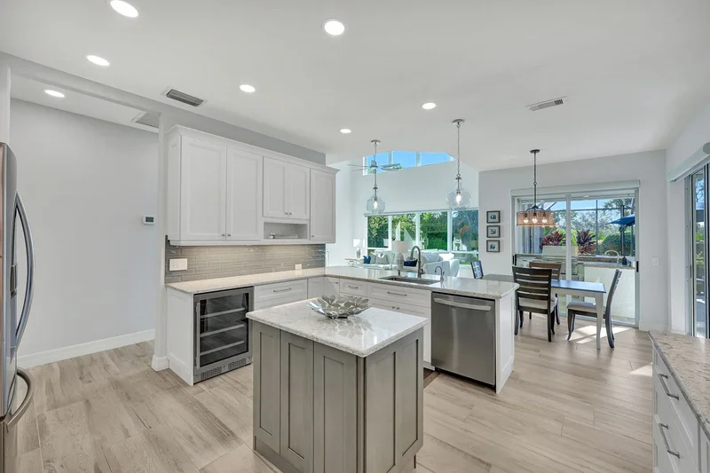 25011 Goldcrest Drive, Bonita Springs, FL 34134, Bonita Springs, Florida, United States. - Photo 25