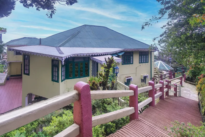Bungalow In Kurseong