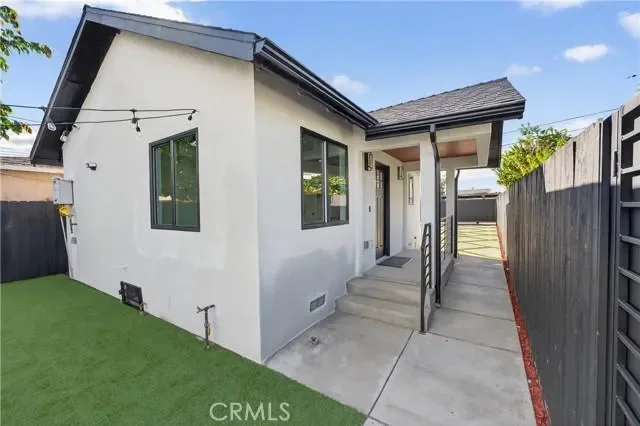 11113 S Budlong Avenue, Los Angeles, CA 90044, Los Angeles, California, United States. - Photo 33