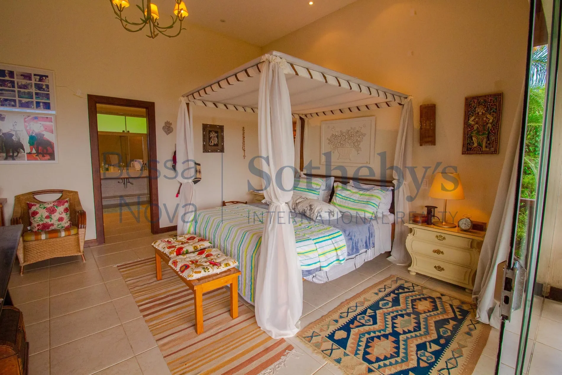 Gallery photo 3