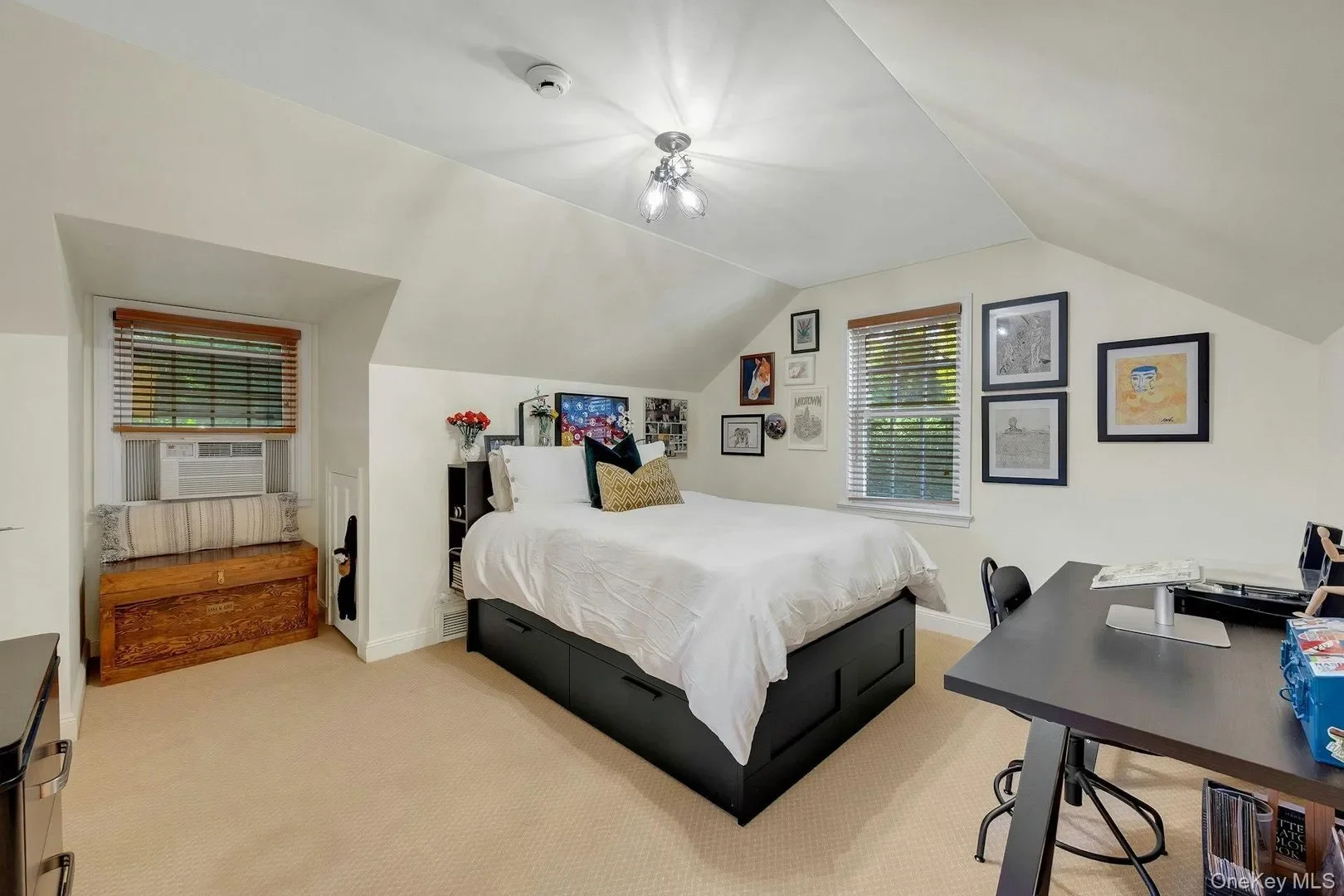 Gallery photo 12