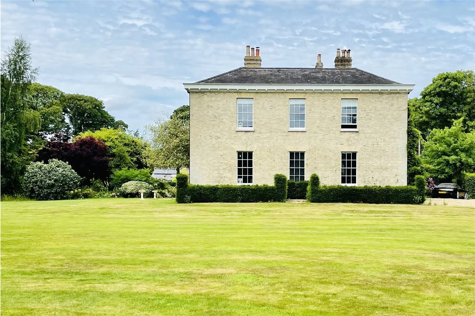 Exterior photo 12
