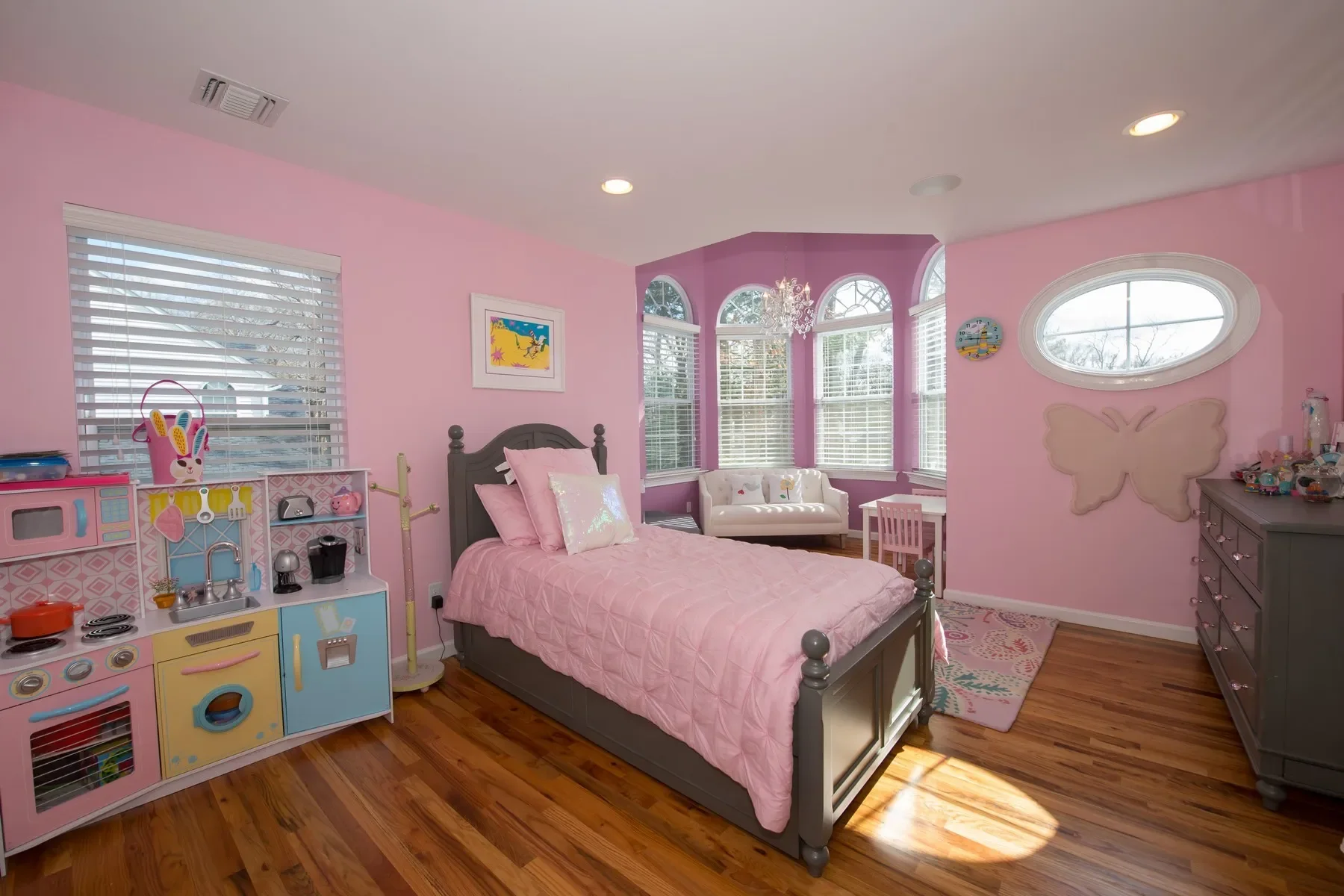 Gallery photo 3