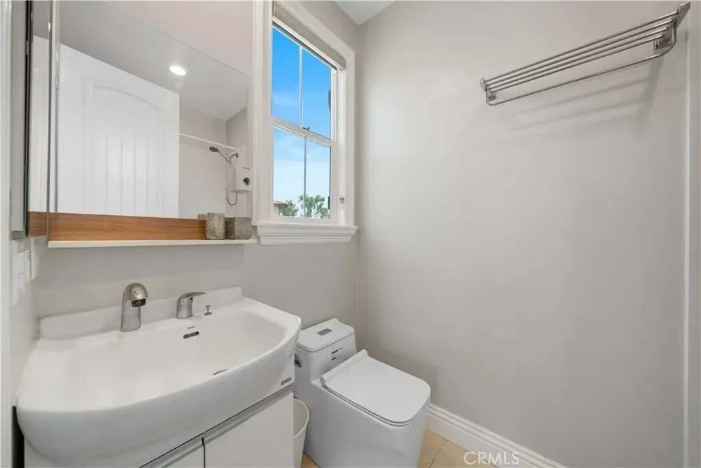 6829 Birmingham Drive, Chino, California, United States. - Photo 43