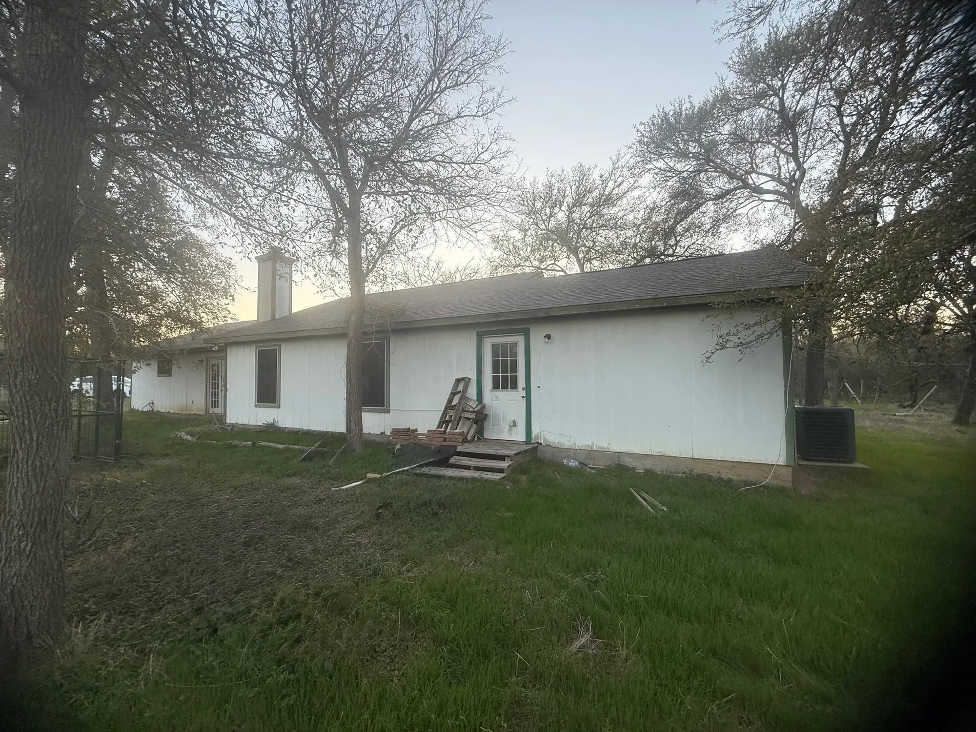 326 The Forest RD, Dale, Texas, United States. - Photo 3