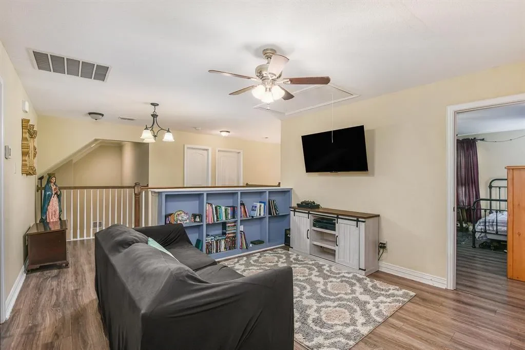 203 Saddle Ridge Court, Springtown, Texas, United States. - Photo 15