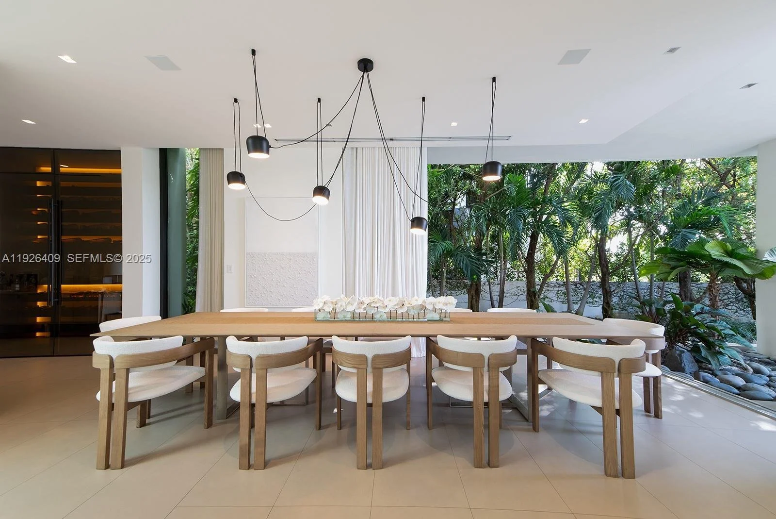6480 Allison Rd, Miami Beach, Florida, United States. - Photo 10