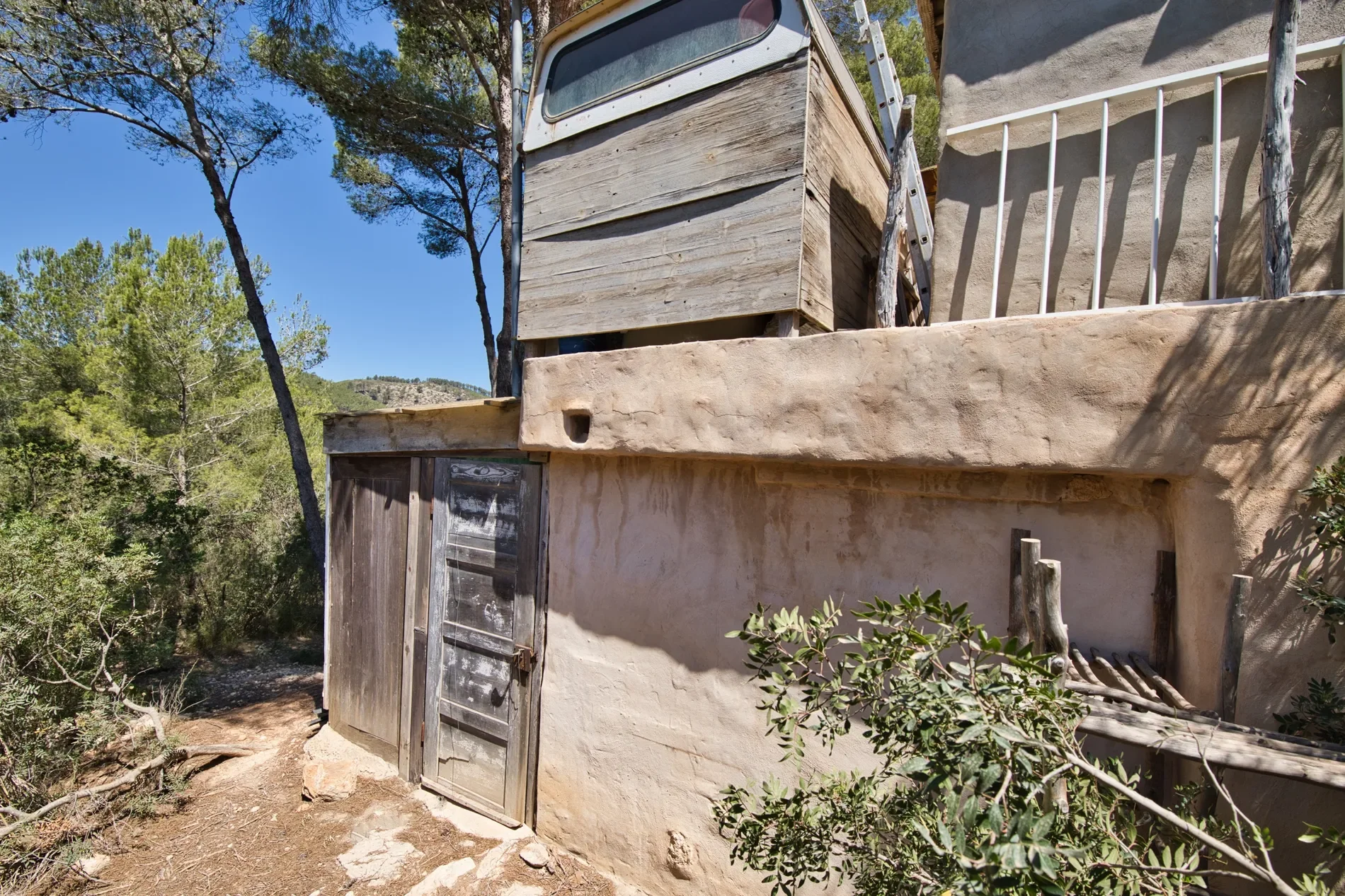 Exterior photo 11