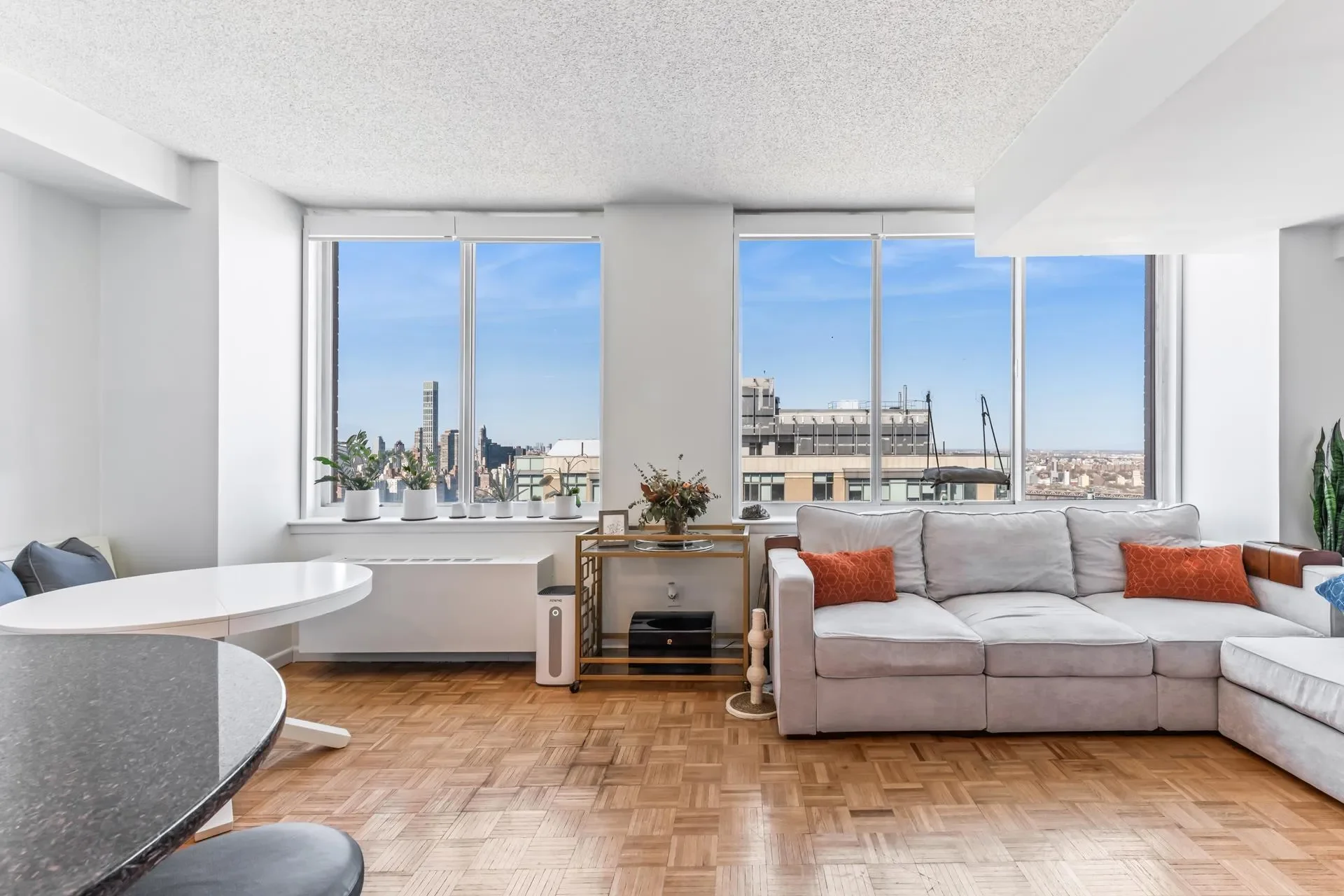 Citylights, 4-74 48TH AVE, New York, New York, United States. - Photo 4