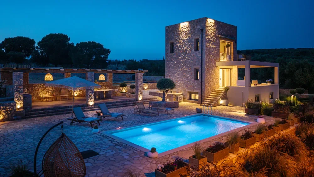 Exterior photo 9