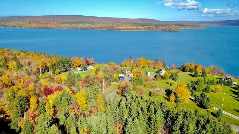 1543 West Lake Ainslie, Scotsville, Nova Scotia, Canada. - Photo 5