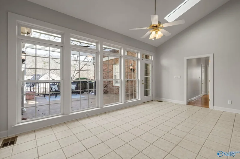 2421 Preston Ridge Drive SE, Brownsboro, AL 35741, Brownsboro, Alabama, United States. - Photo 22