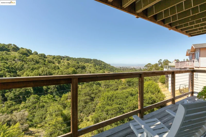 10353 Royal Oak Rd, Oakland, California, United States. - Photo 20