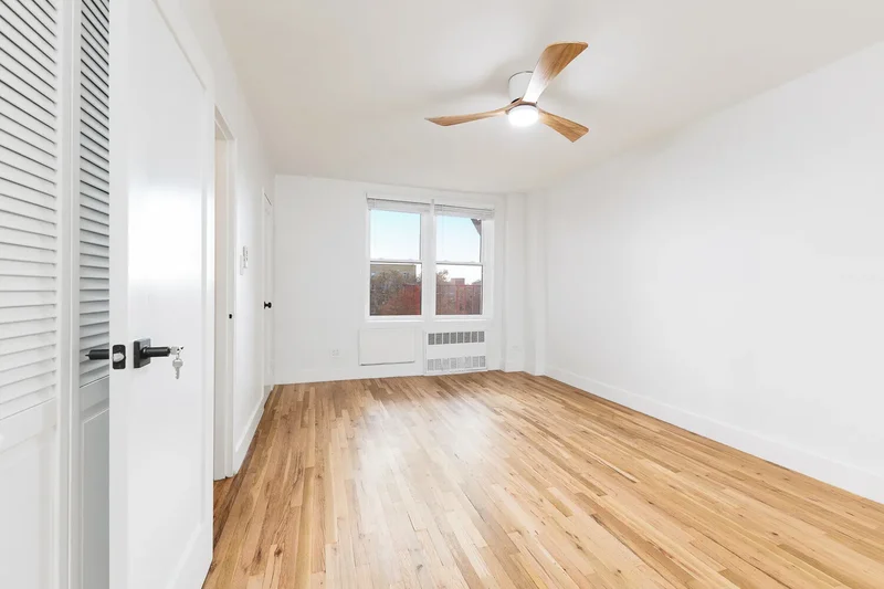 525 OCEAN PKWY, New York, New York, United States. - Photo 3