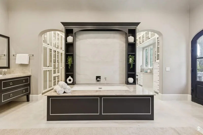 2105 Bayshore Drive, Lewisville, Texas, United States. - Photo 30