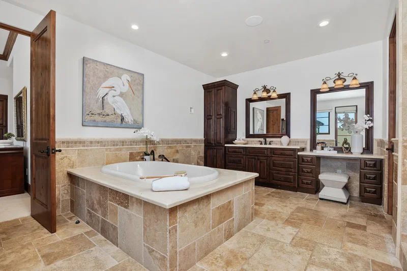 8183 Doug Hill , San Diego, CA 92127, Rancho Santa Fe, California, United States. - Photo 29