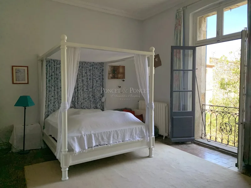 Uzès, Occitanie, France. - Photo 11