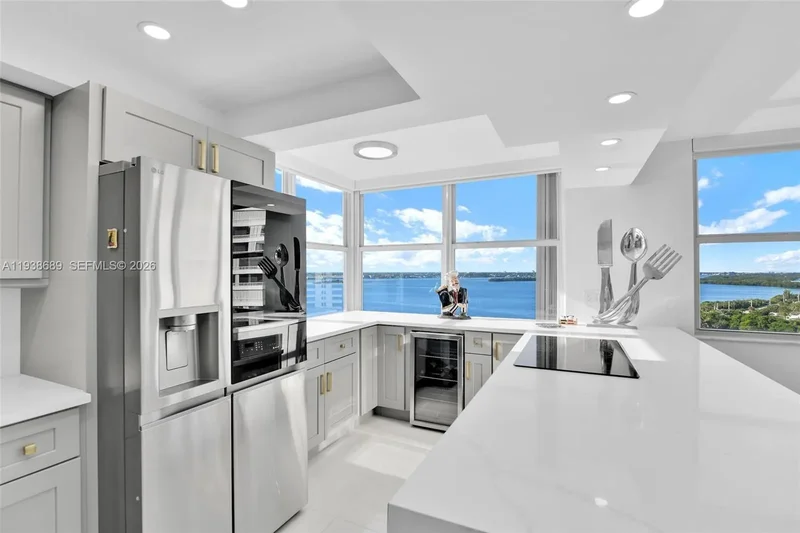 5200 N Ocean Dr 1105, Riviera Beach, Florida, United States. - Photo 10