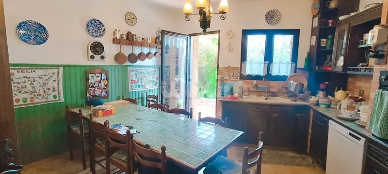 Saint-Gély-du-Fesc, Occitanie, France. - Photo 2