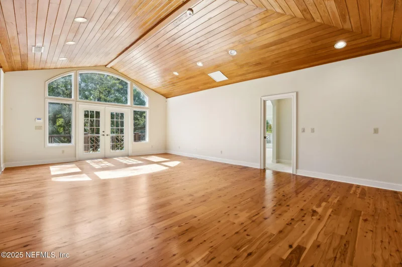 21 N ROSCOE Boulevard, Ponte Vedra Beach, Florida, United States. - Photo 90